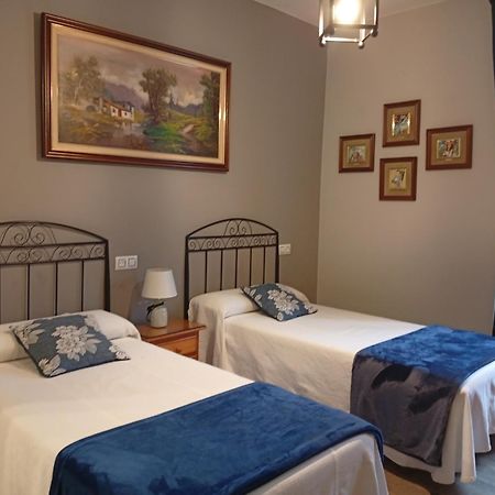 Hospedaje Don Pelayo Gijón Extérieur photo