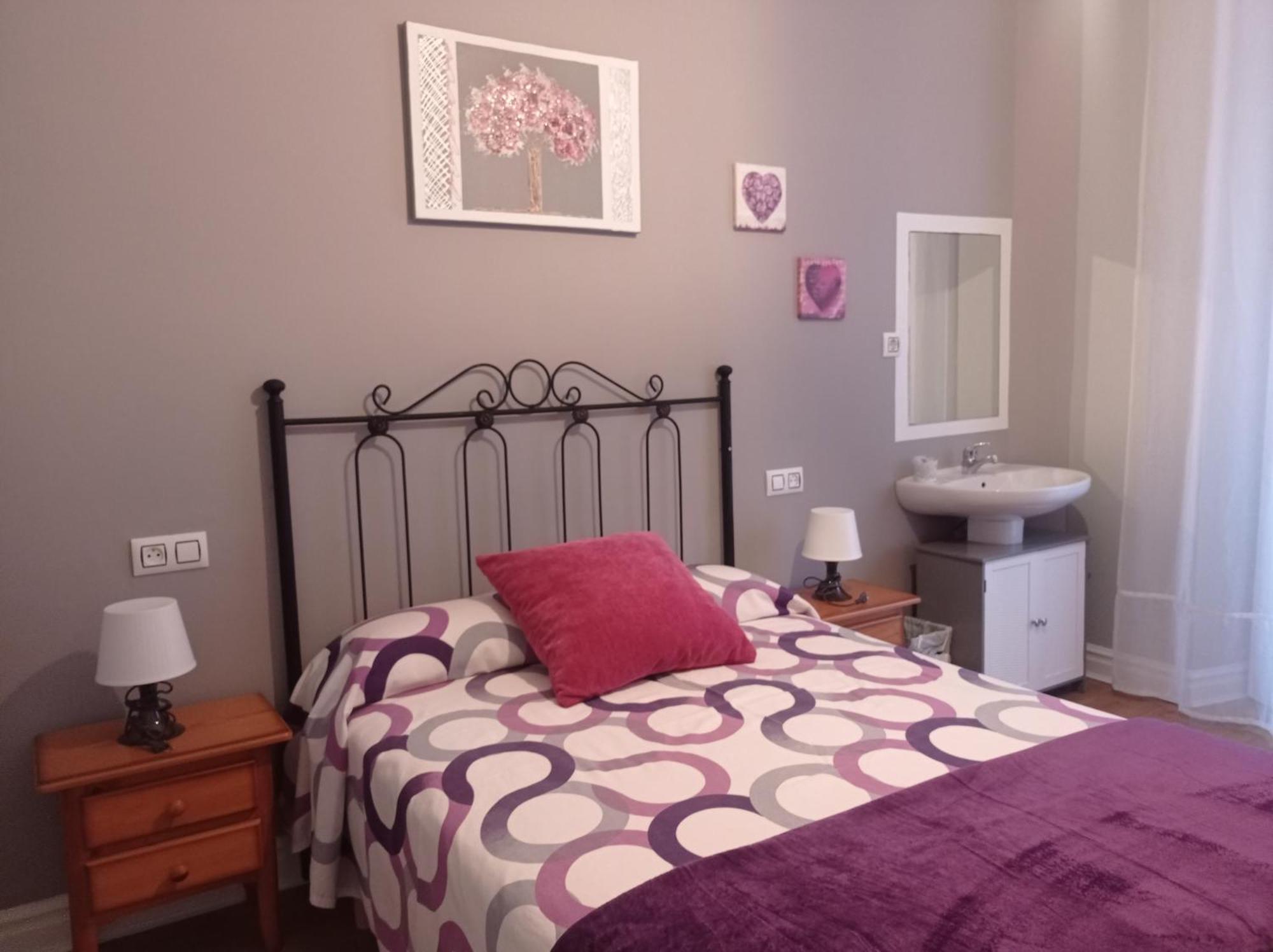 Hospedaje Don Pelayo Gijón Chambre photo