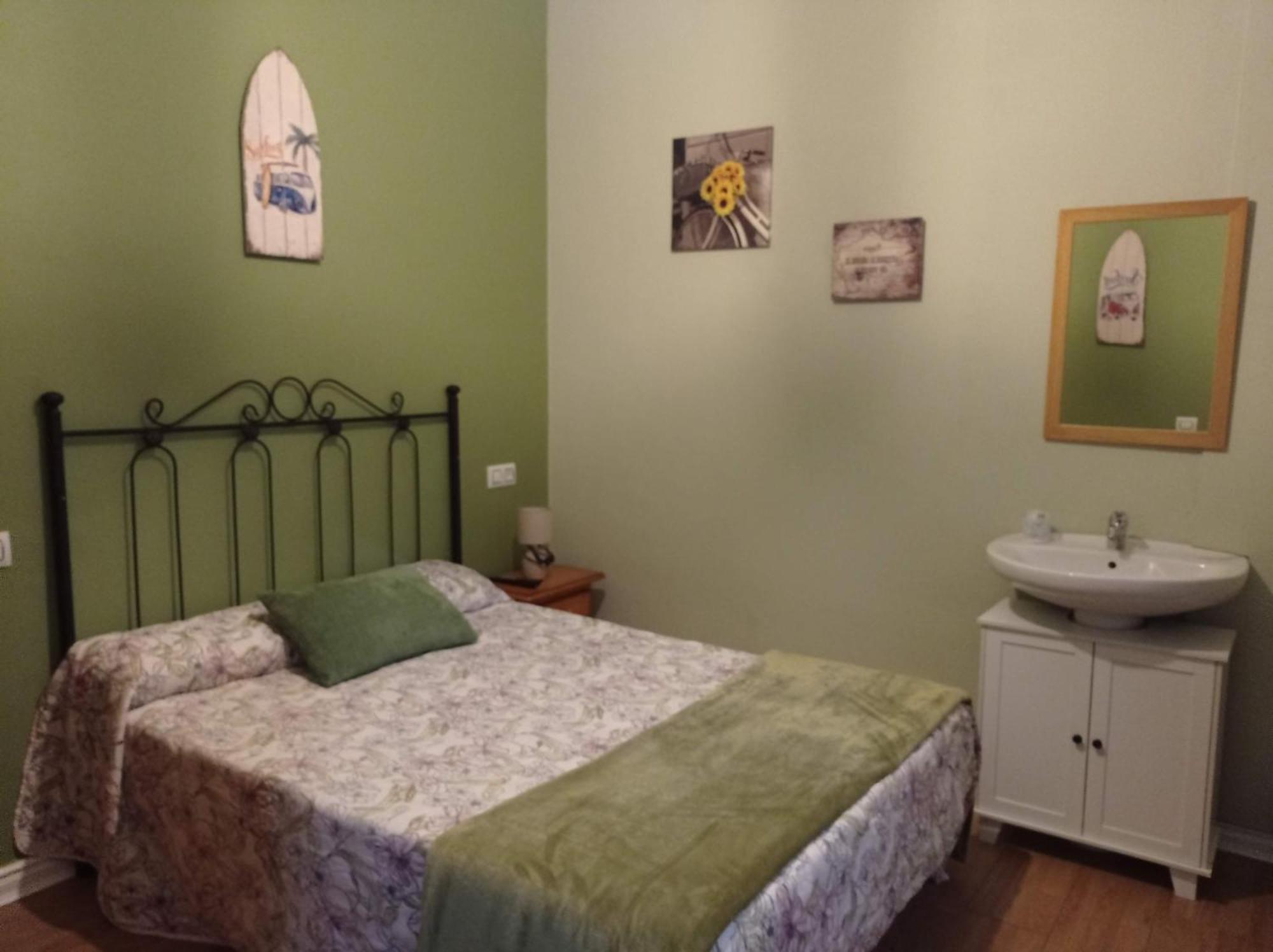 Hospedaje Don Pelayo Gijón Chambre photo