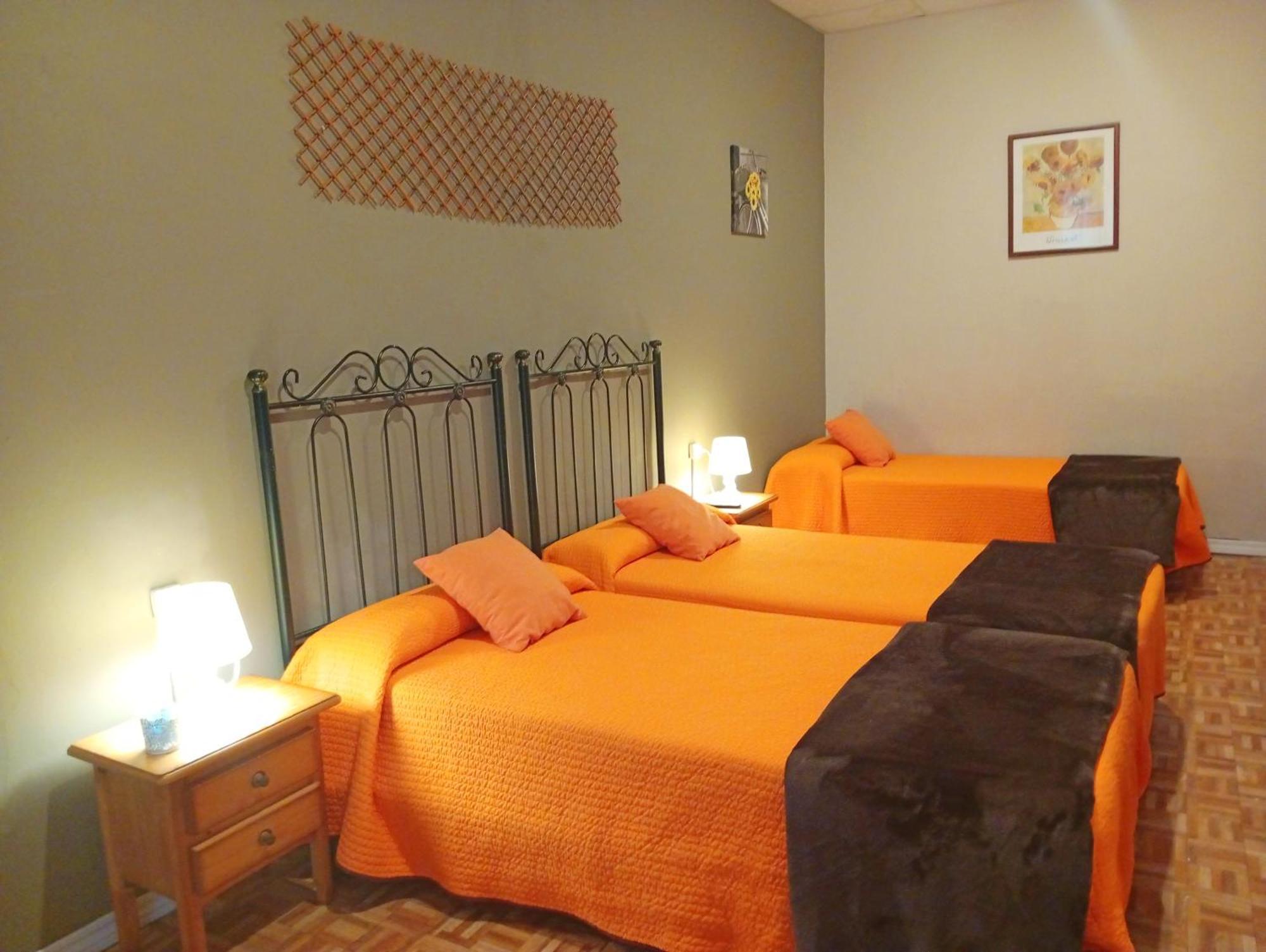 Hospedaje Don Pelayo Gijón Chambre photo
