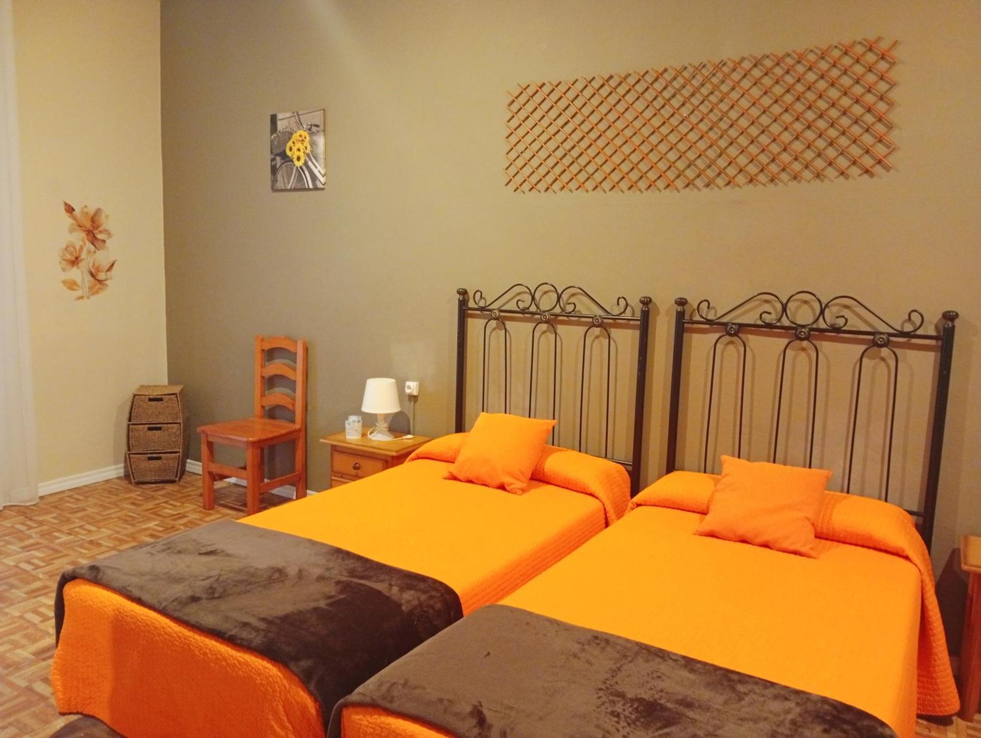 Hospedaje Don Pelayo Gijón Chambre photo