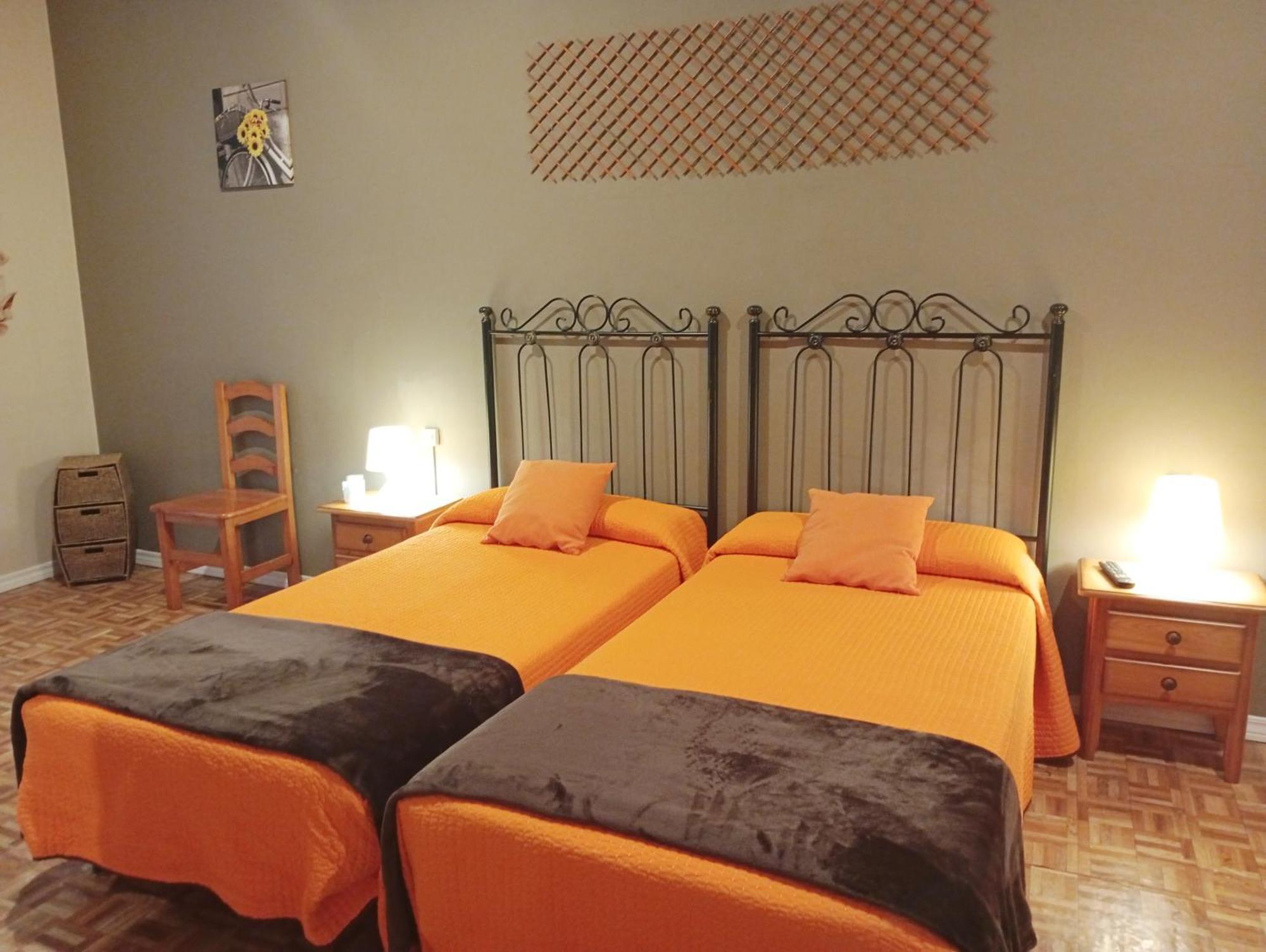 Hospedaje Don Pelayo Gijón Chambre photo